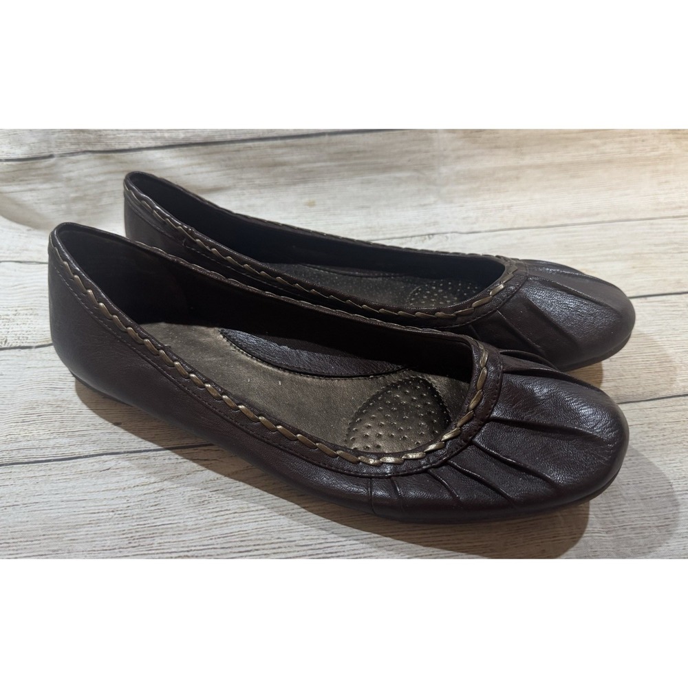 Bass Slip On Flats Shoes Brown Leather Milania Sz 11 M EXCELLENT